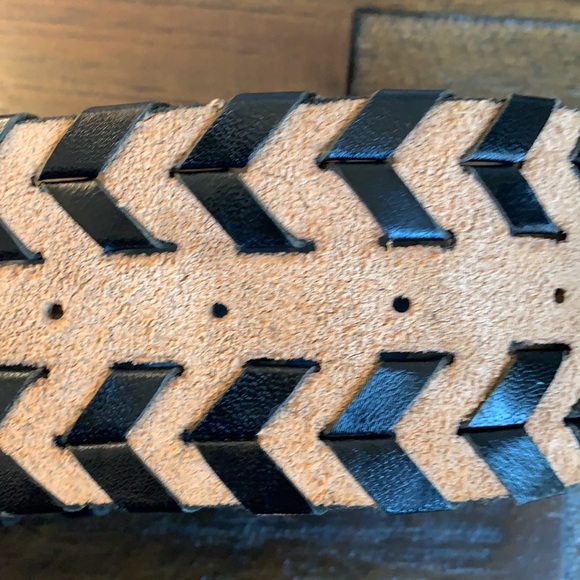 🧧LADIES LEATHER BELT🧧 - Picture 5 of 12